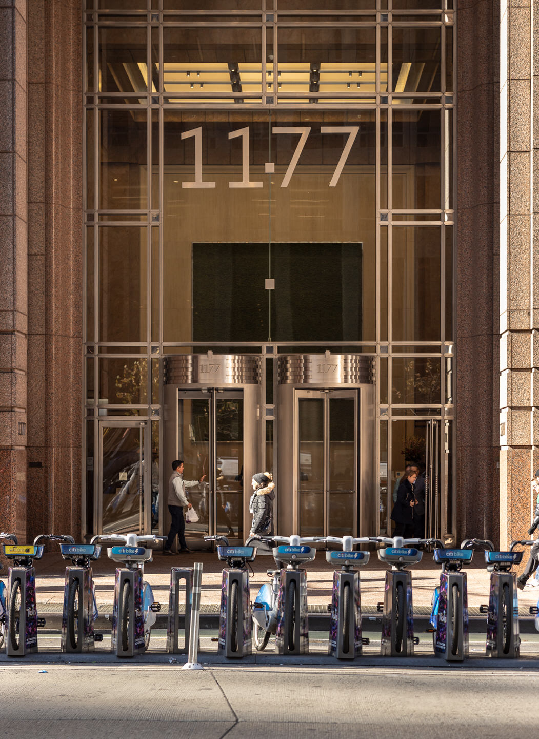 The entrance to 1177 Avenue of the Americas